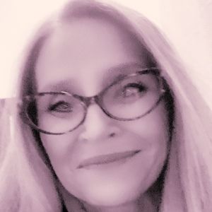 Meet your Posher, Lesley